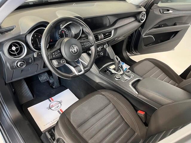 Alfa Romeo Stelvio 2.2 Turbodiesel 190 CV AT8 Q4 Business