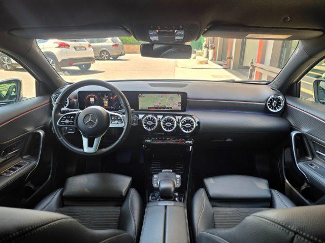 MERCEDES-BENZ A 200 d Automatic LED Ambient 64 MBux Navi NIGHT Pack 18