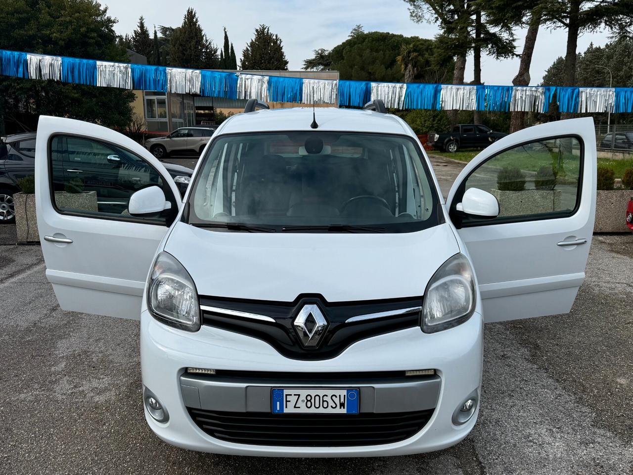 " PERFETTO" Renault Kangoo Blue dCi 95 CV