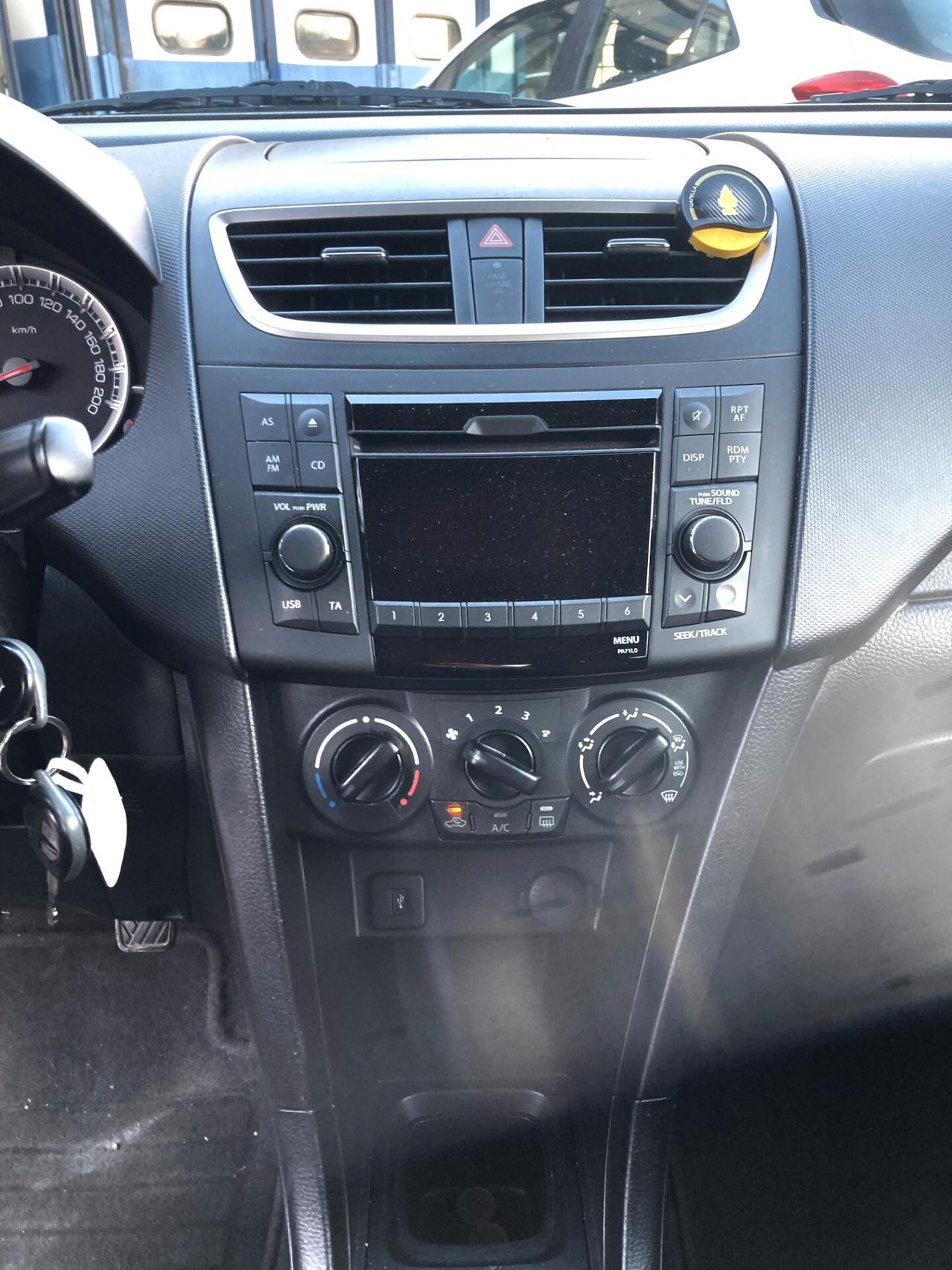 Suzuki Swift 1.2 VVT 4WD 5 porte GL Style