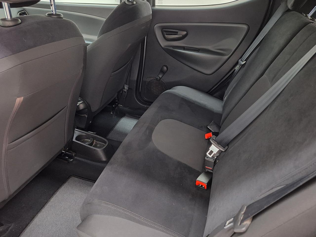 Lancia Ypsilon 1.2 69cv Platinum