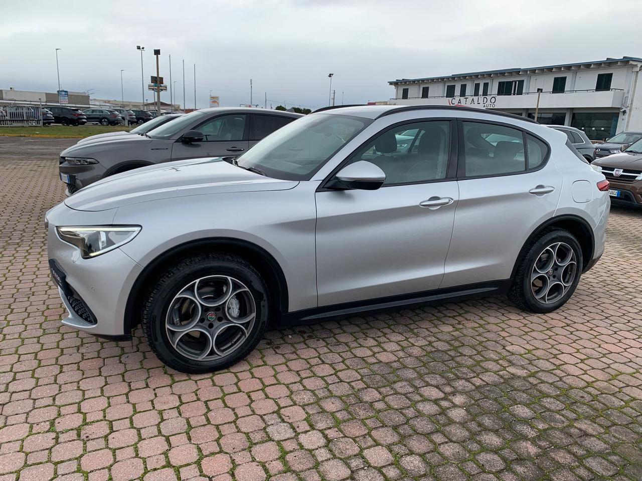 Alfa Romeo Stelvio 2.2 Turbodiesel 210 CV AT8 Q4 Super