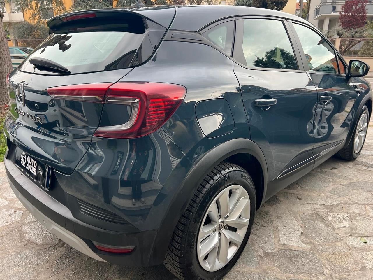 RENAULT CAPTUR TCe 100cv GPL INTENSE NEOPATENTATI