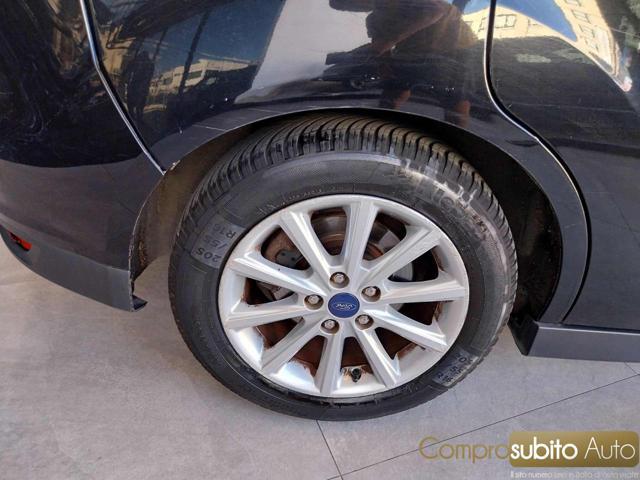 FORD C-Max 1.5 TDCI 120Cv Automatica ( Garanzia 12 Mesi)