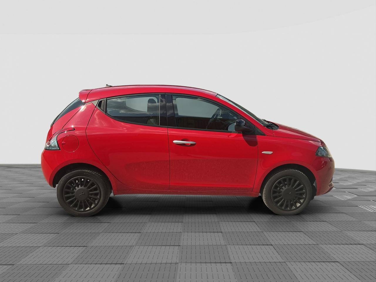 LANCIA Ypsilon 3ª serie Ypsilon 1.0 FireFly 5 porte S&S Hybrid Ecochic Sil