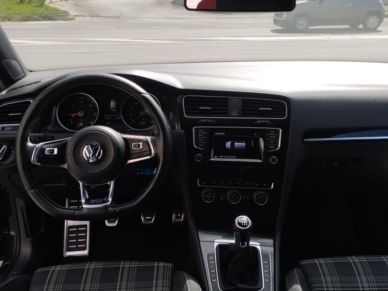 Volkswagen Golf Business GTD 2.0 TDI 5p. 4 Free BlueMotion Tech.