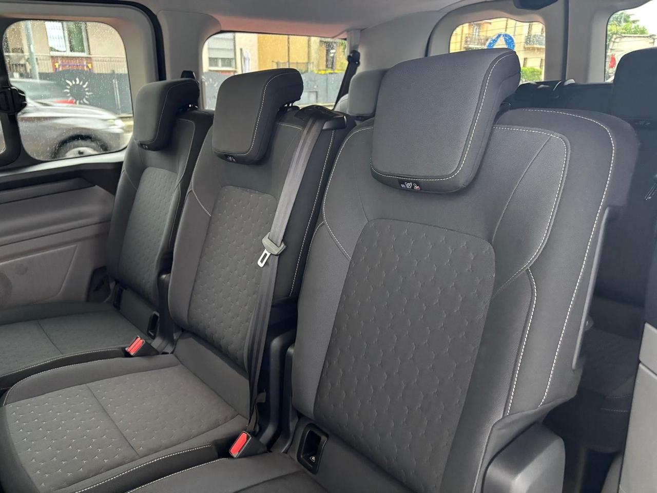 Ford Transit custom 2.0 TDCI eco blue 150 CV titanium 9 posti