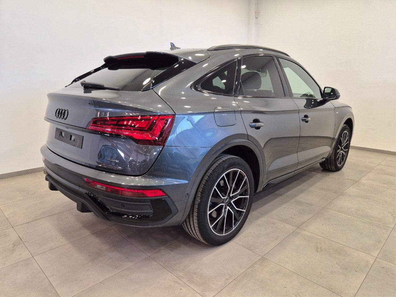 Audi Q5 SPB 40 2.0 tdi mhev 12V S line quattro s-tronic