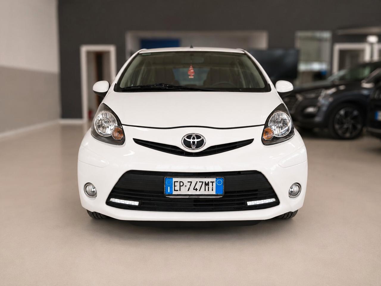 Toyota Aygo 1.0 12V VVT-i 5 porte Active Connect