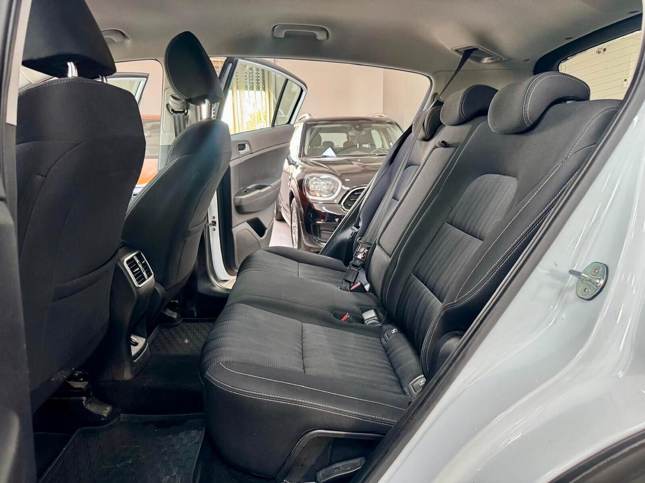 Kia Sportage 1.6 CRDI 115CV Business Class 2021