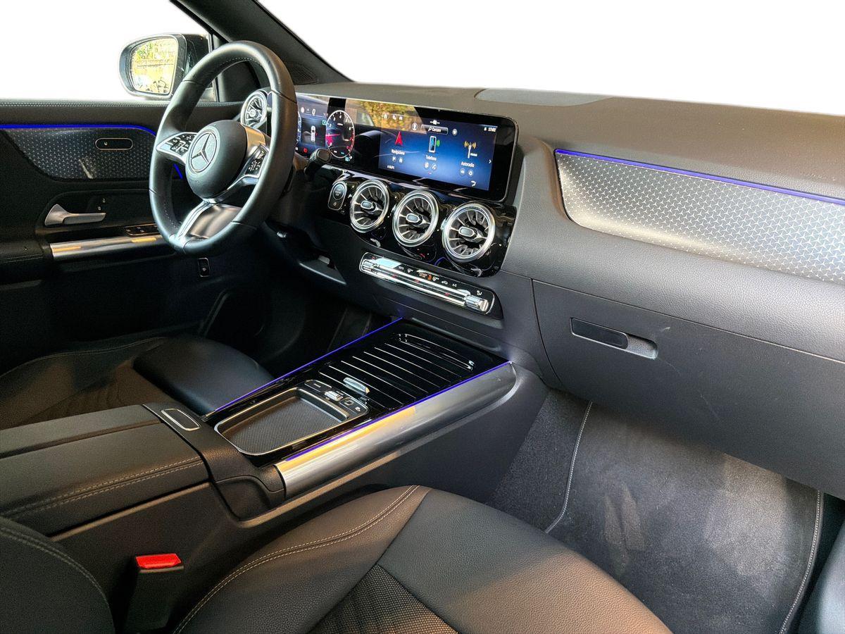 Mercedes-Benz GLA 180 Progressive Advanced Plus auto