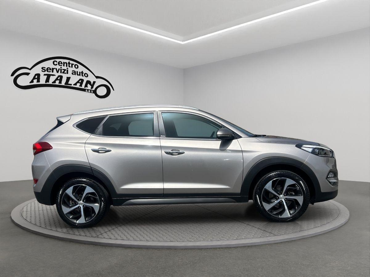 HYUNDAI - Tucson - 1.7 CRDi 116CV XPossible NAVI TELECAMERA