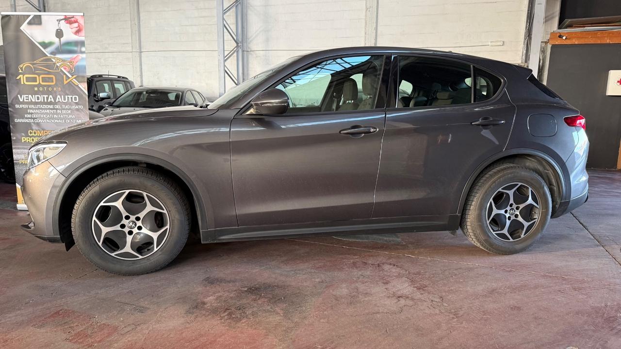 Alfa Romeo Stelvio 2.2 Turbodiesel 160 CV AT8 RWD Business