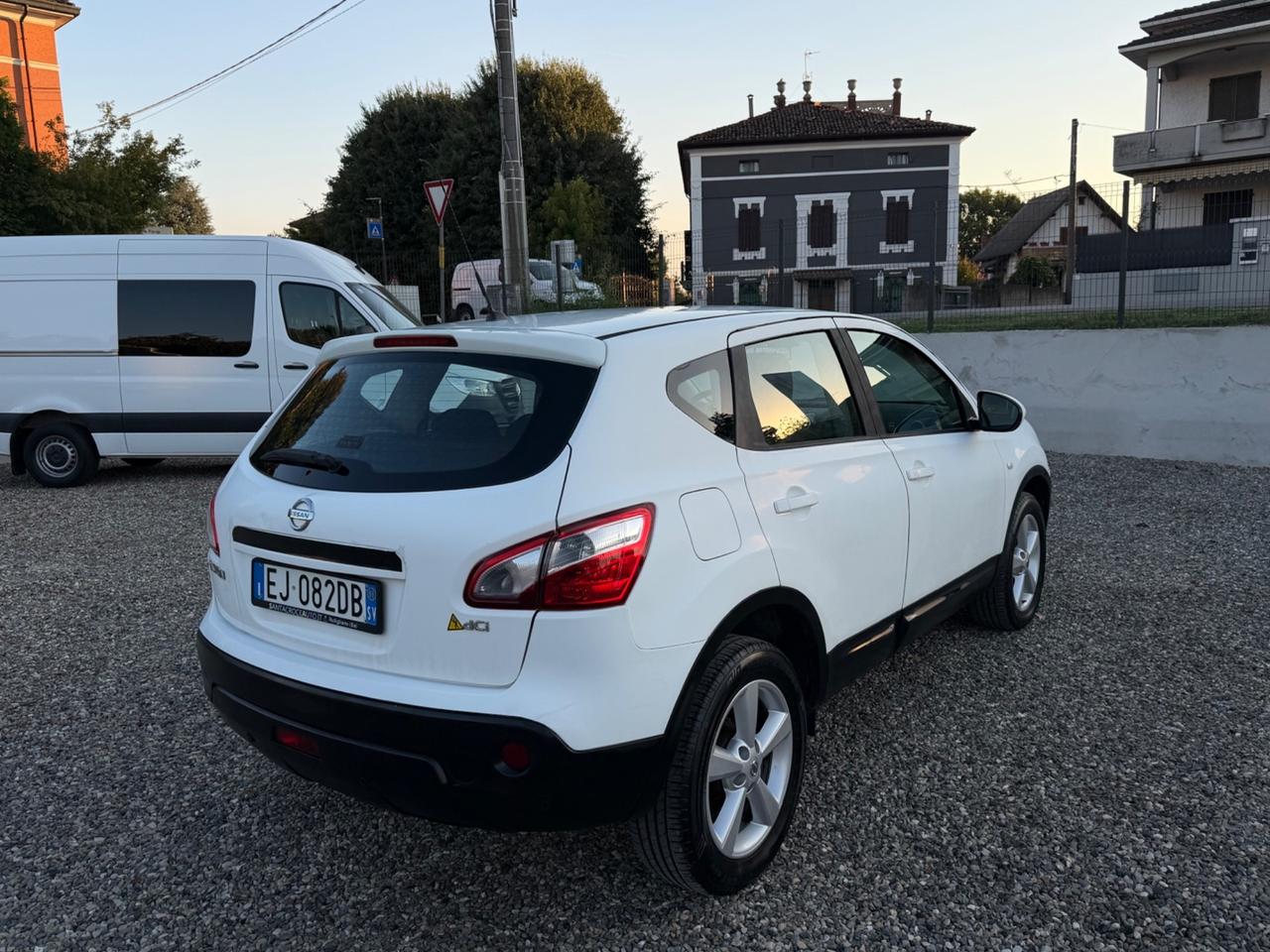 Nissan Qashqai 2.0 dCi DPF Tekna