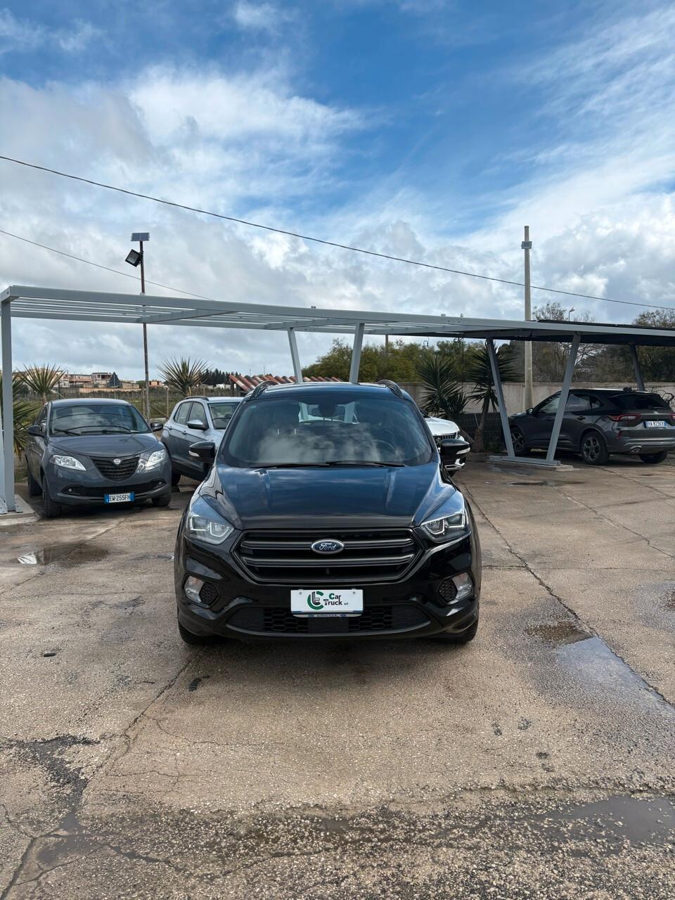 Ford Kuga 2.0 TDCI 120 CV S&S 2WD ST-Line