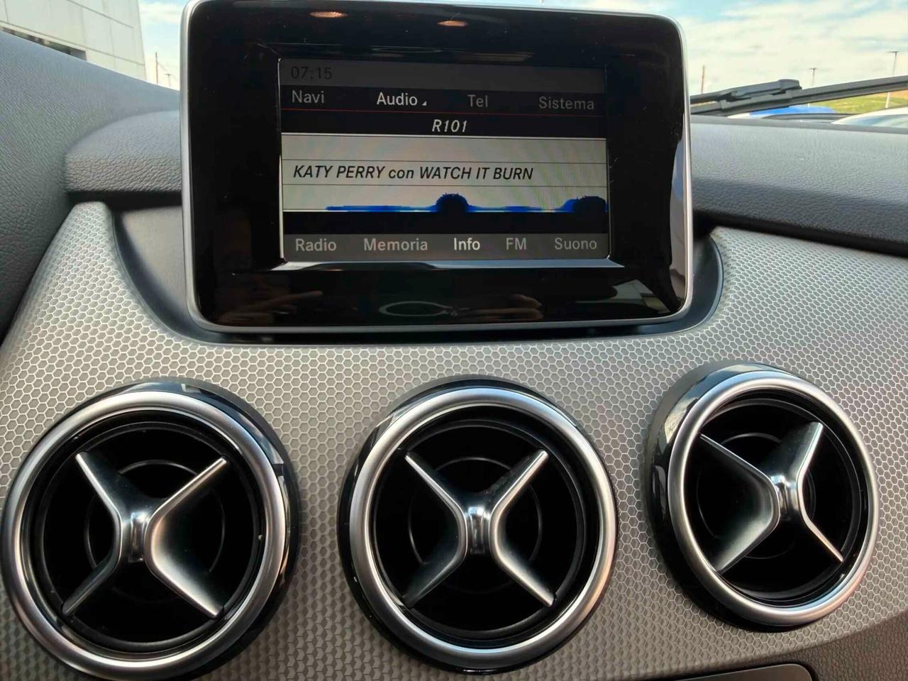 Mercedes-benz B 180 CDI BlueEFFICIENCY Executive