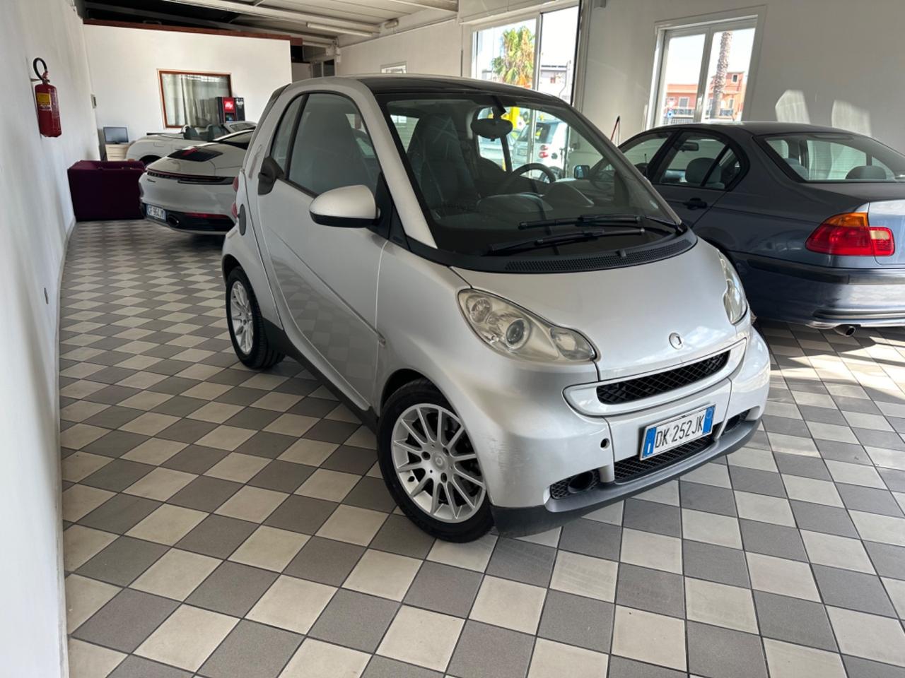 Smart ForTwo 1000 52 kW SERVOSTERZO