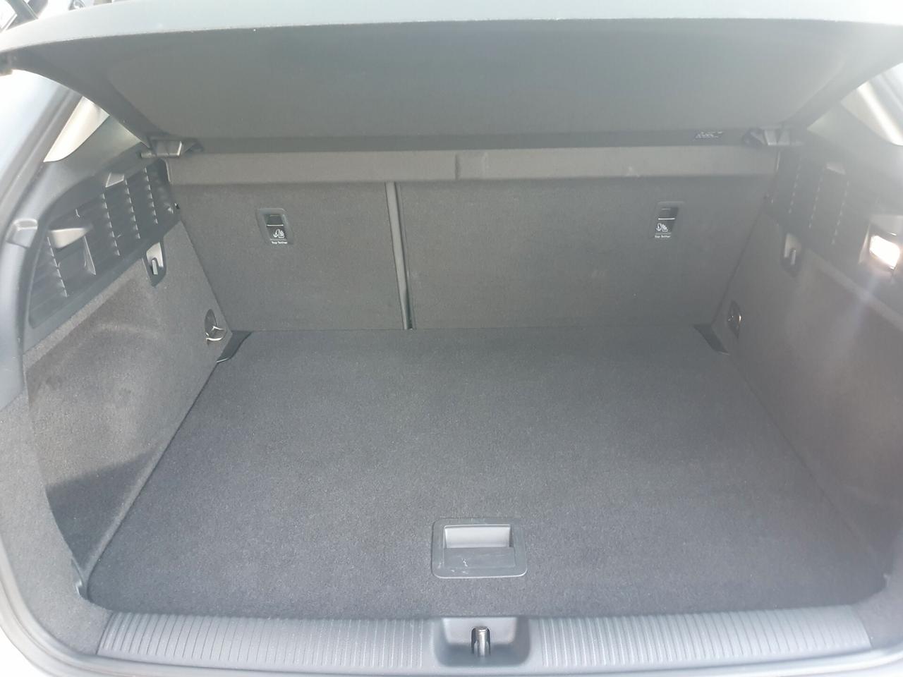 Audi Q2 35 TDI quattro S tronic Identity Black