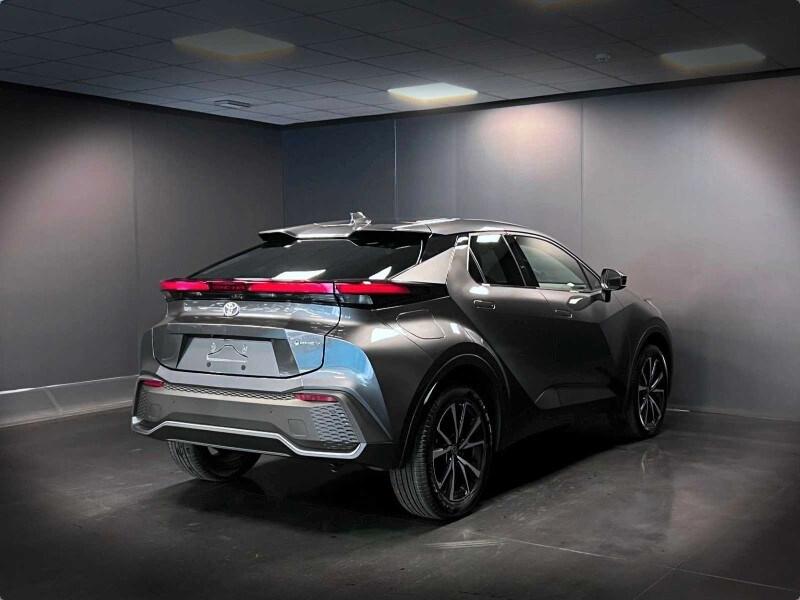 TOYOTA C-HR (2023-->) C-HR 2.0 PHEV Trend
