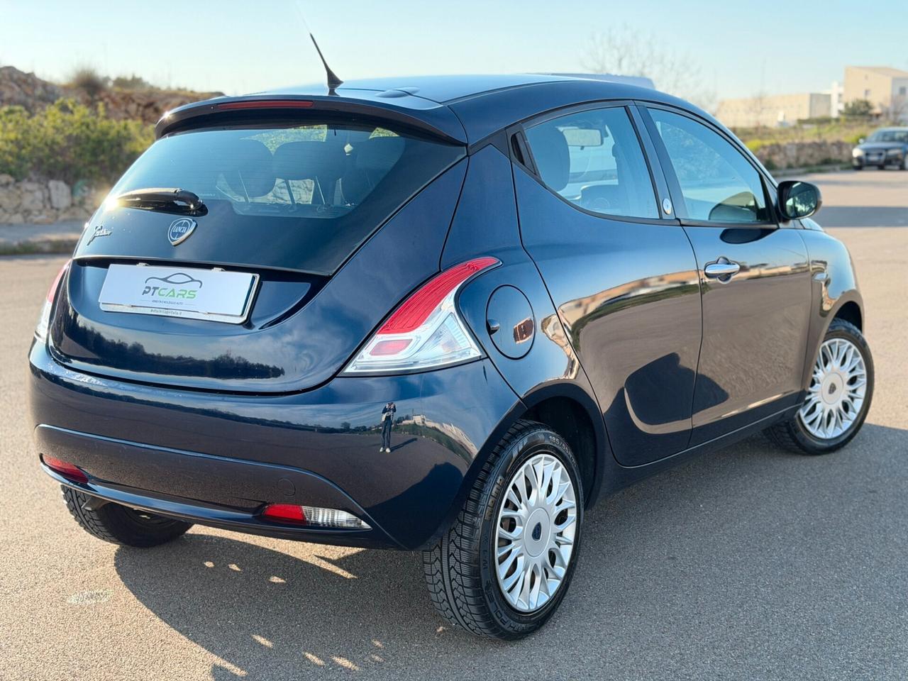 Lancia Ypsilon 1.2 69 CV 5 porte GPL Ecochic Gold
