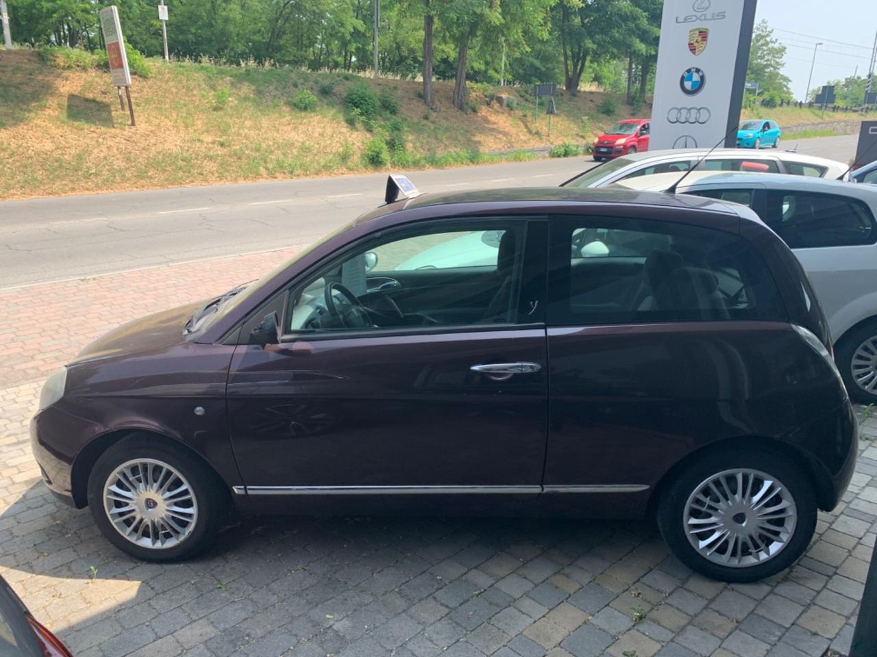 Lancia Ypsilon 1.2 Argento