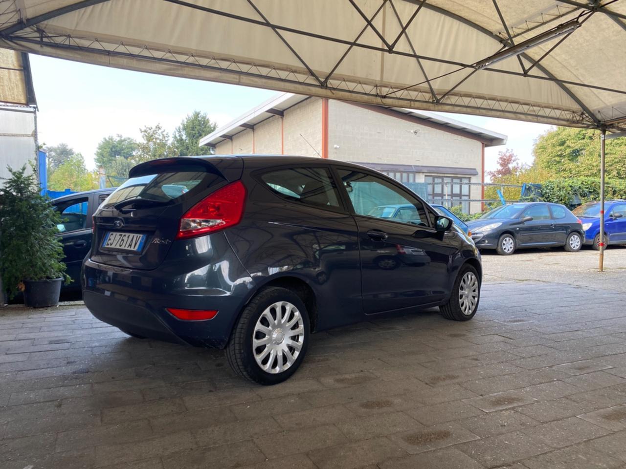 Ford Fiesta 1.2 82CV 3 porte Titanium