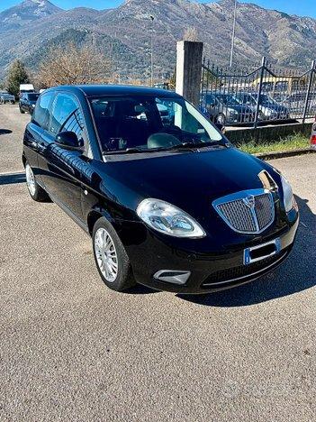 LANCIA Ypsilon 1.2 BENZINA METANO NEOPATENTATI