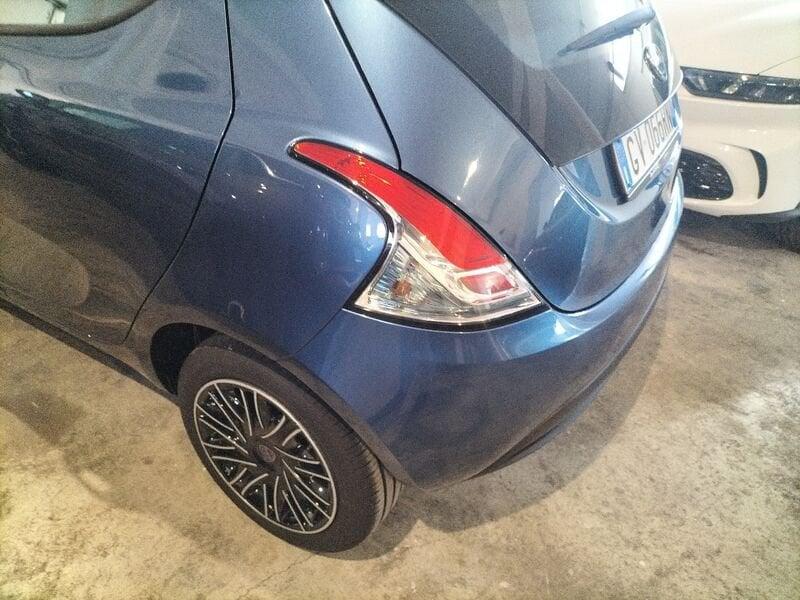 Lancia Ypsilon 3ª serie 1.0 FireFly 5 porte S&S Hybrid Oro