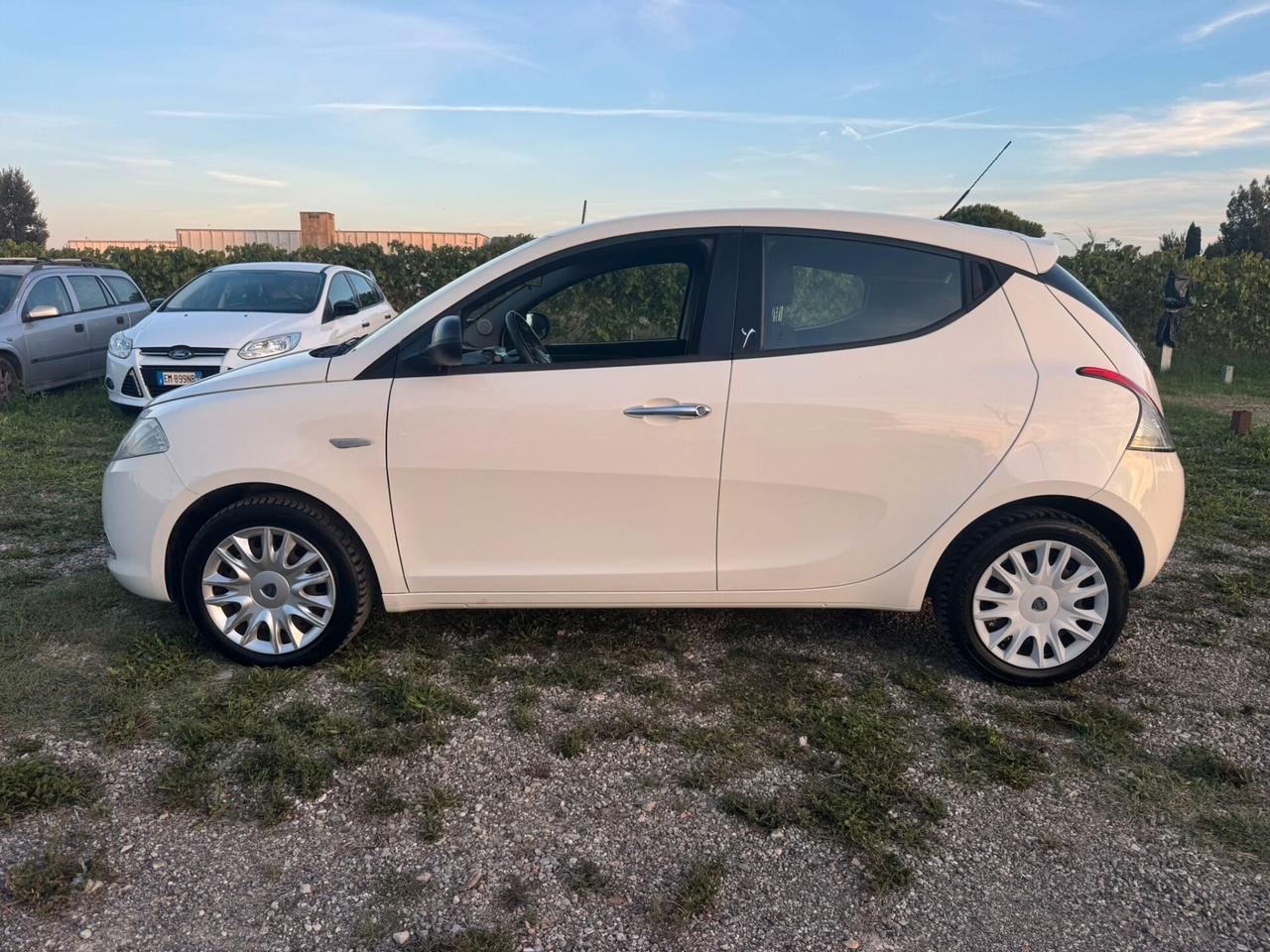 Lancia Ypsilon 1.2 SOLO 114.000 KM NEOPATENTATI