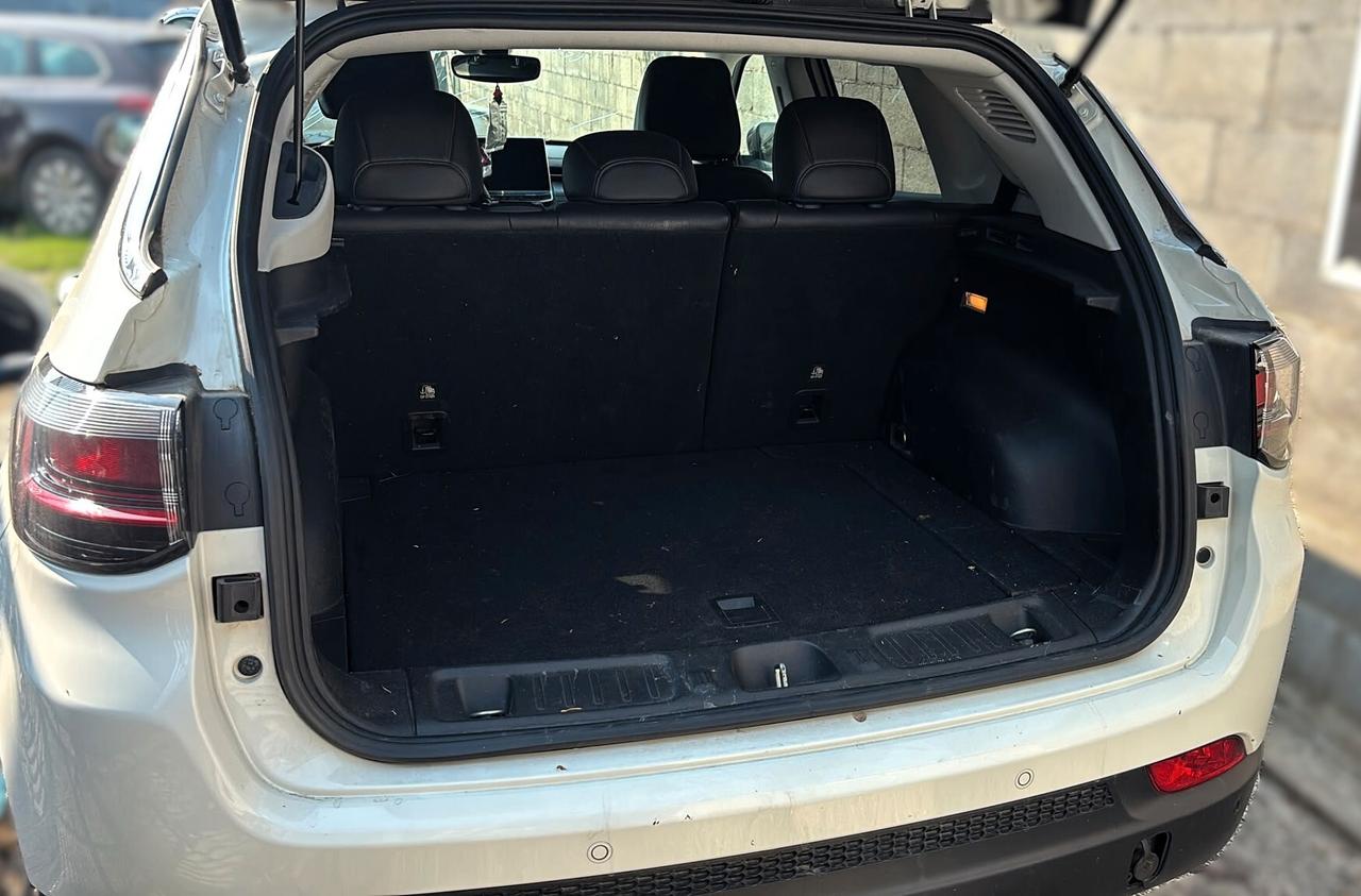 Jeep Compass 1.3 Turbo T4 131CV PHEV AT6 4xe Limited