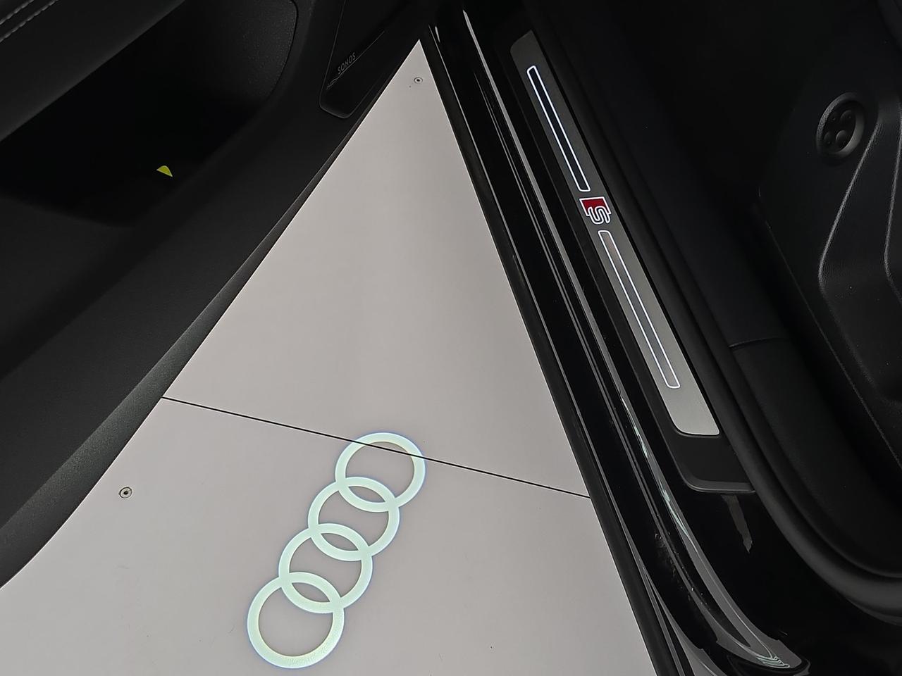 Audi SQ2 s2.0 tfsi quattro s-tronic