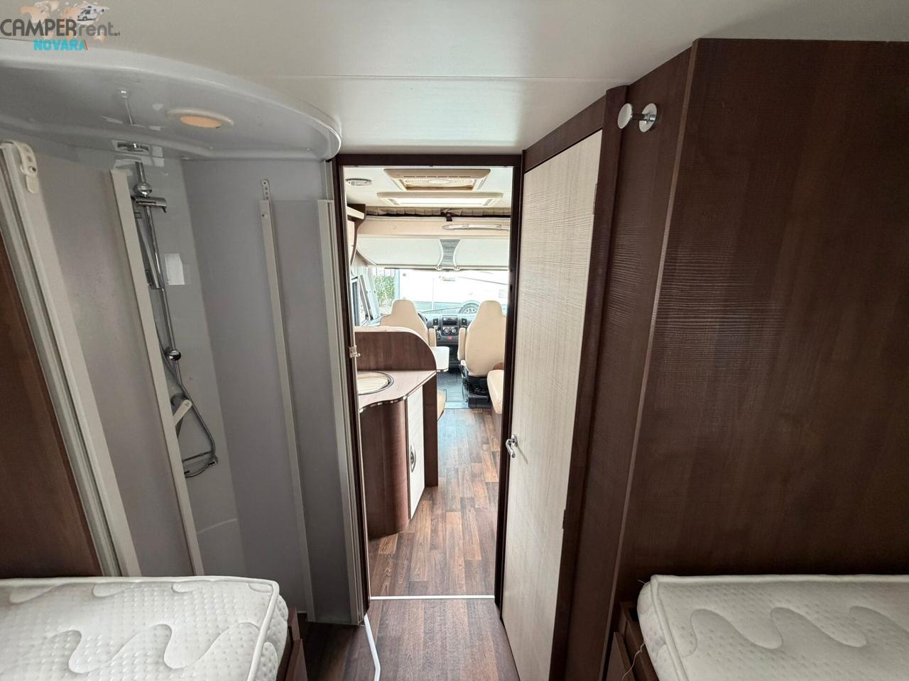 MCLOUIS NESS 73G - MOTORHOME CON LETTI GEMELLI IN CODA
