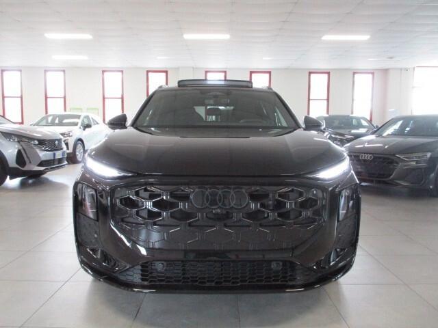 Audi Q3 Blackline 2.0 TDI 150CV S-Tronic