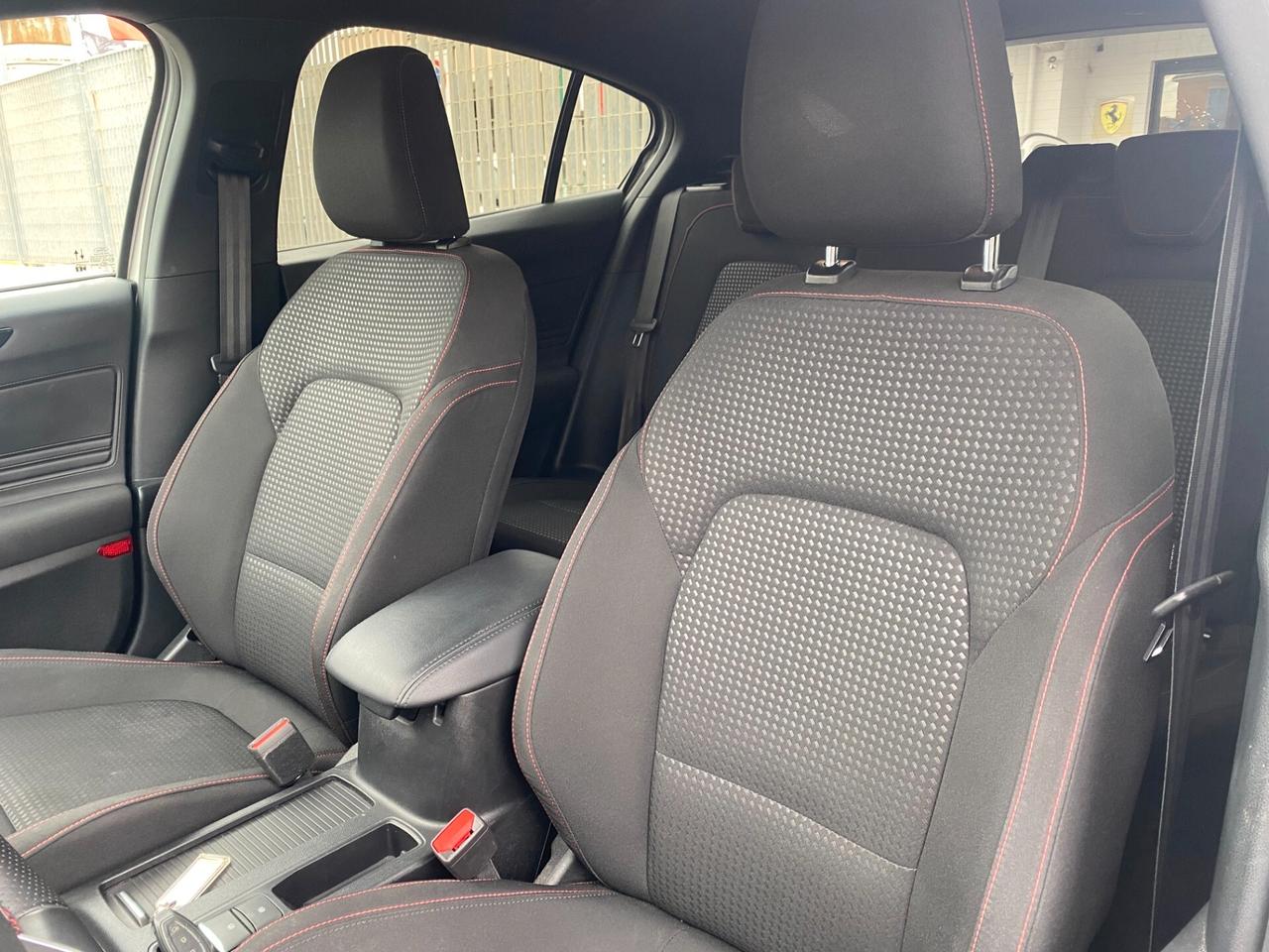 FORD Focus 1.0 EcoBoost Hybrid Autom. 155CV 5p. ST-Line