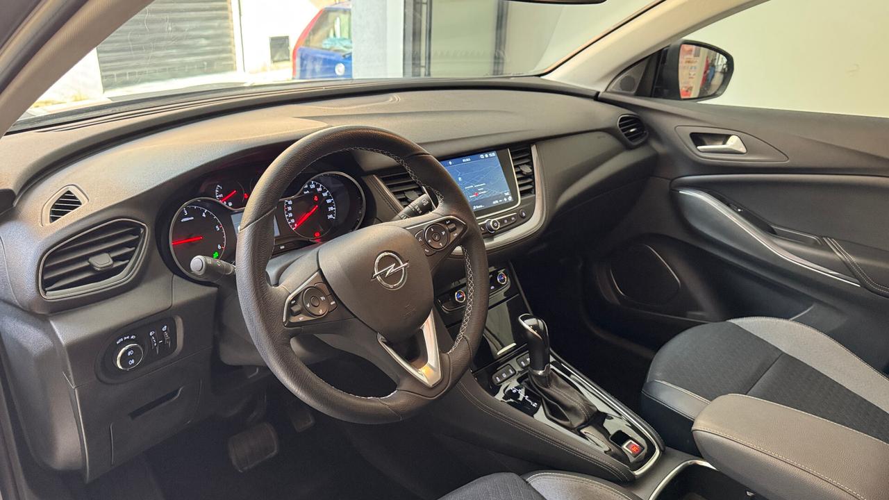 Opel Grandland X 1.5 diesel automatica. Innovation