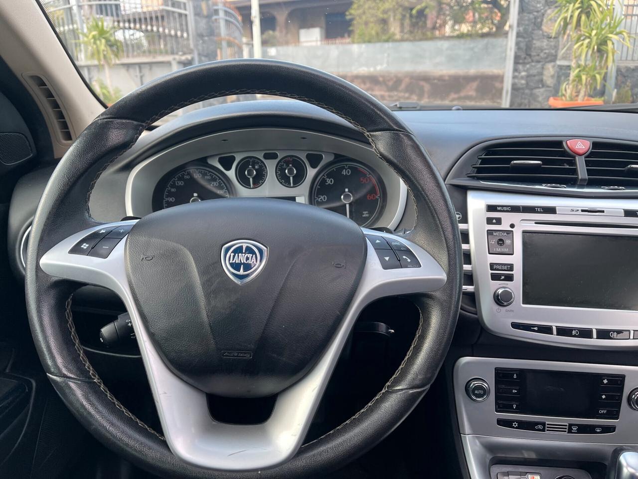 Lancia Delta 1.6 MJT DPF Platino