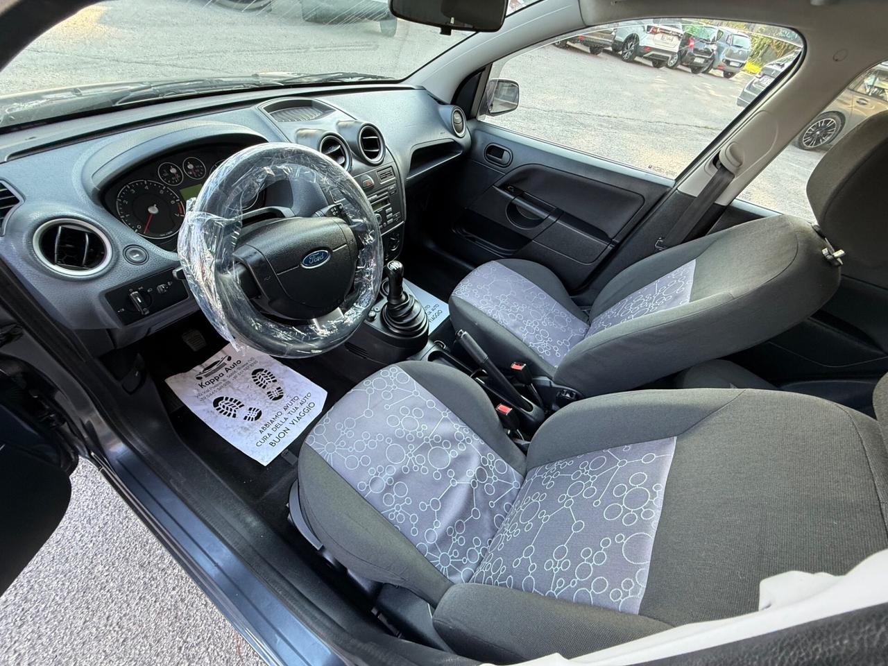 Ford Fiesta 1.2 Benzina 75 Cv - Neopatentati