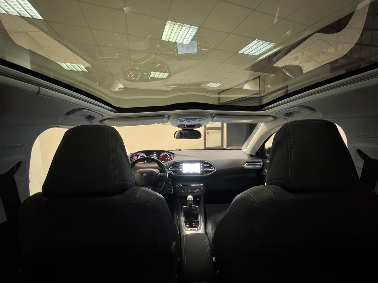 Peugeot 308 BlueHDi 130 S&S SW Allure