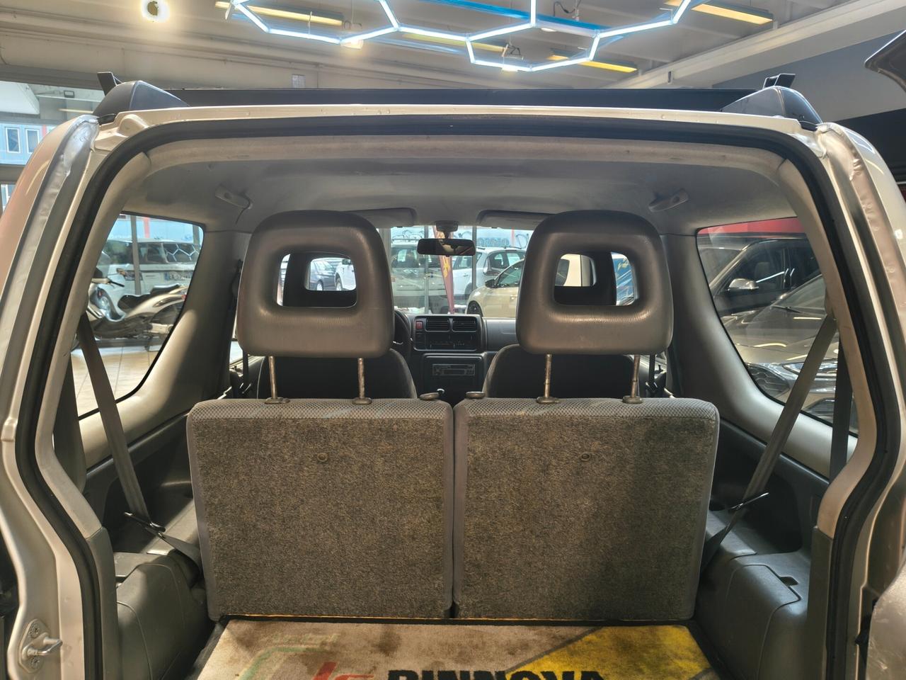 Suzuki Jimny 1.3i 16V cat 4WD JLX
