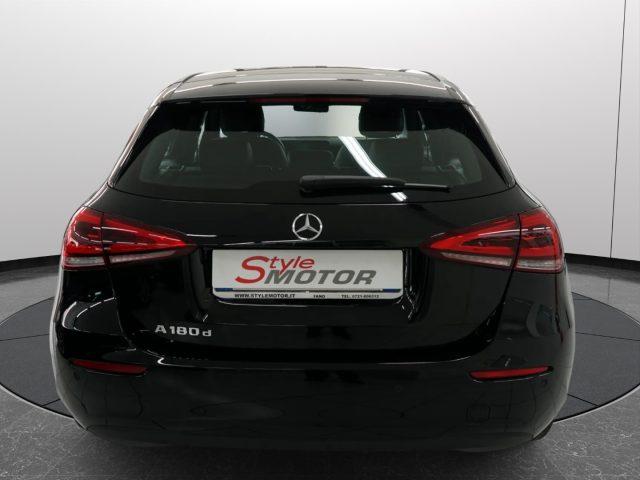 MERCEDES-BENZ A 180 d Automatic Business UFFICIALE UNIPROP.