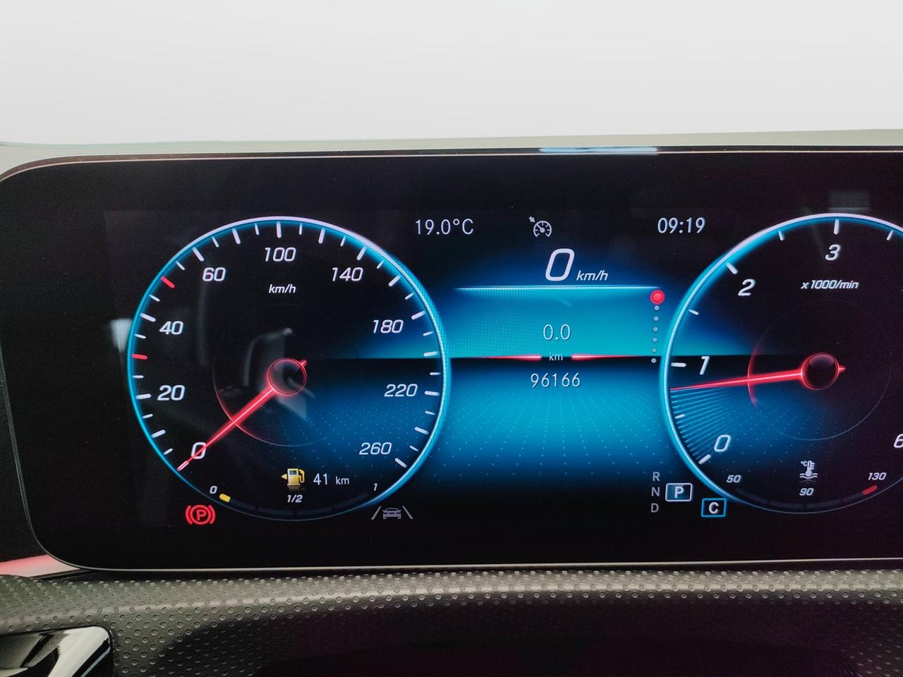 Mercedes-Benz CLA Coupe - C118 - CLA Coupe 200 d Premium auto