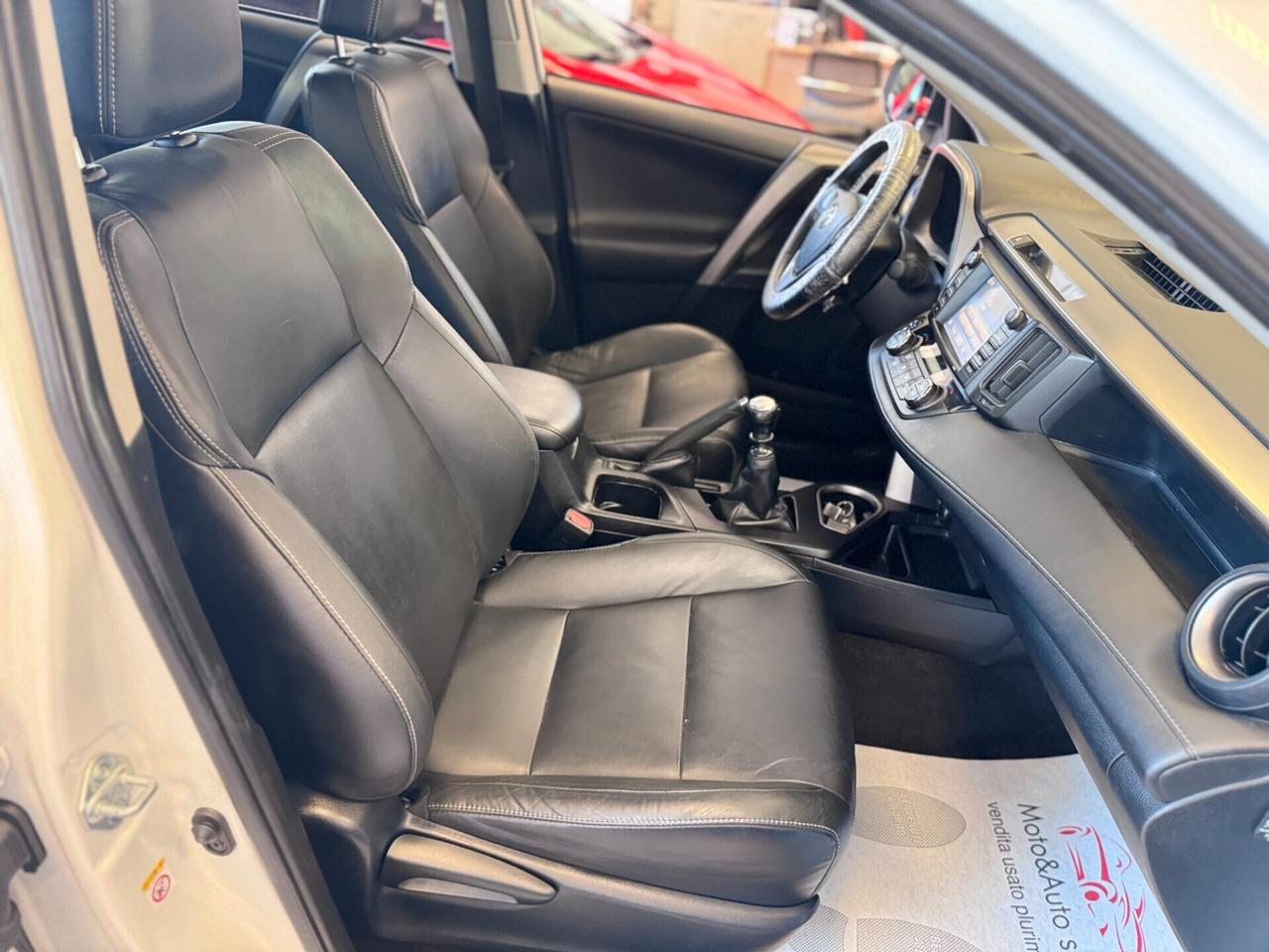 Toyota RAV 4 RAV4 2.0 D-4D 2WD Lounge