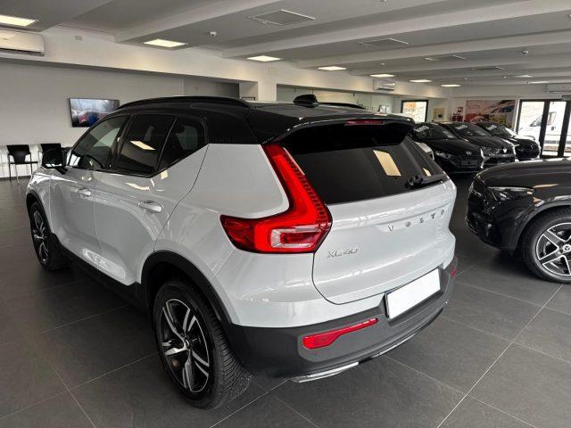 VOLVO XC40 2.0 D3 150 CV Geartronic R-design