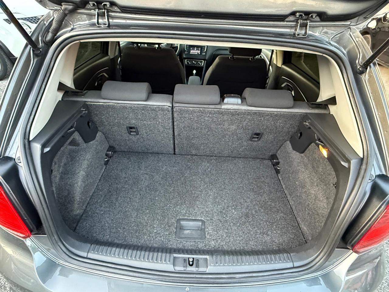 Polo 1.4 TDI 90 CV DSG -unipro-E6-garanzia-