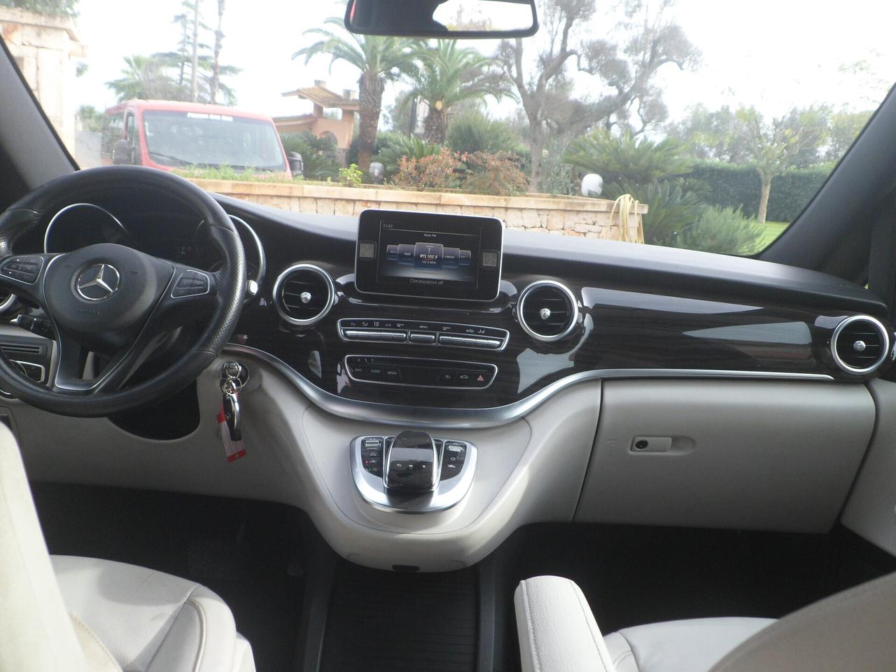 Mercedes-benz V 200 d Automatic Premium Extralong