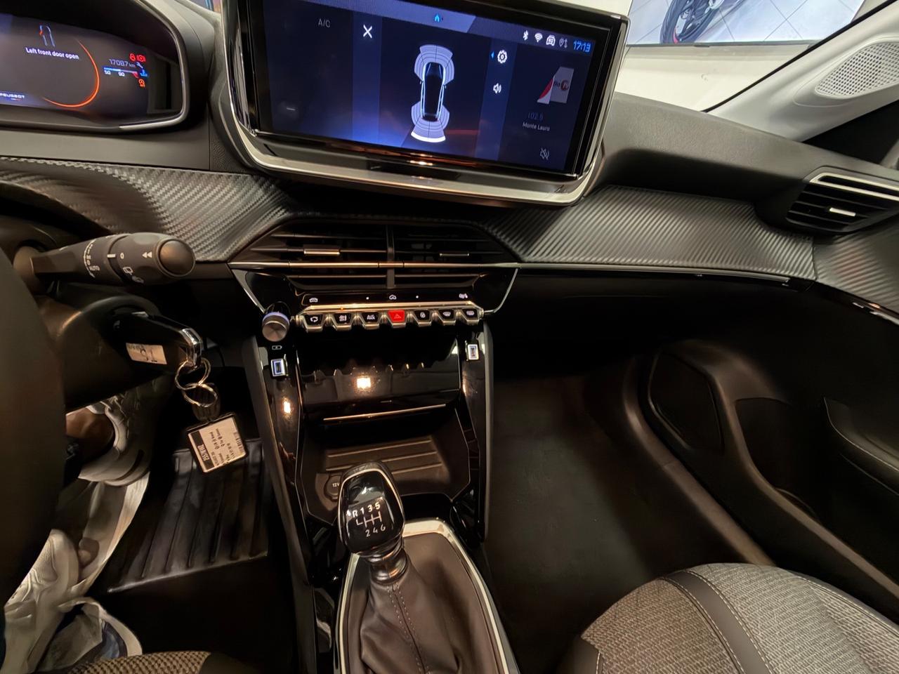 Peugeot 208 PureTech 100 Stop&Start 5 porte Allure 170 al mese