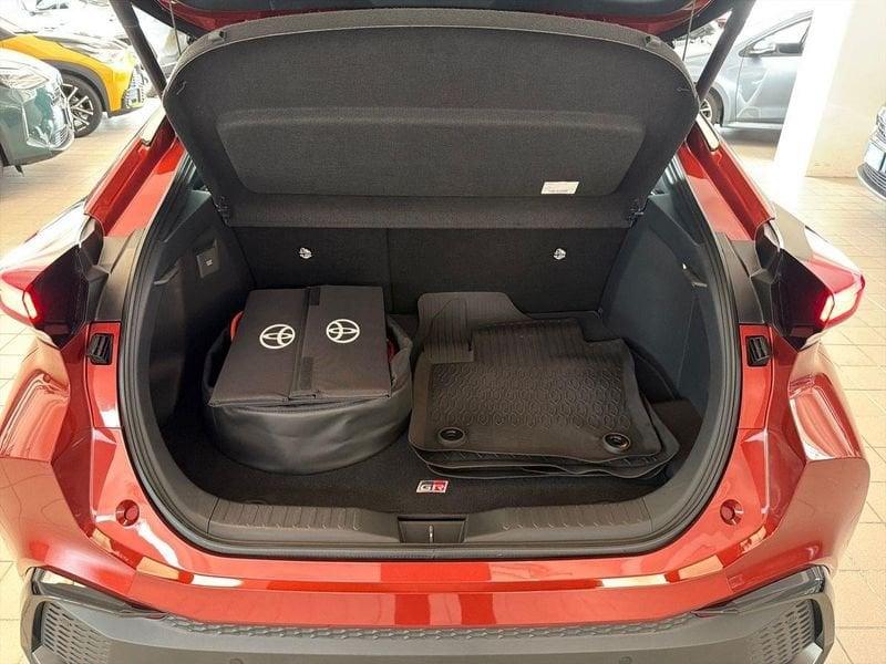 Toyota C-HR 2.0 PHEV E-CVT GR Sport