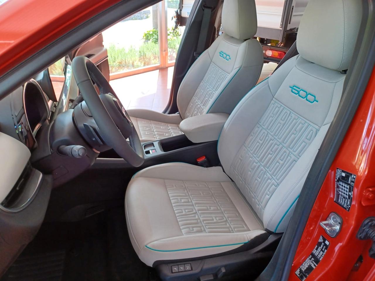 Fiat 600 Hybrid 100 CV DCT MHEV La Prima