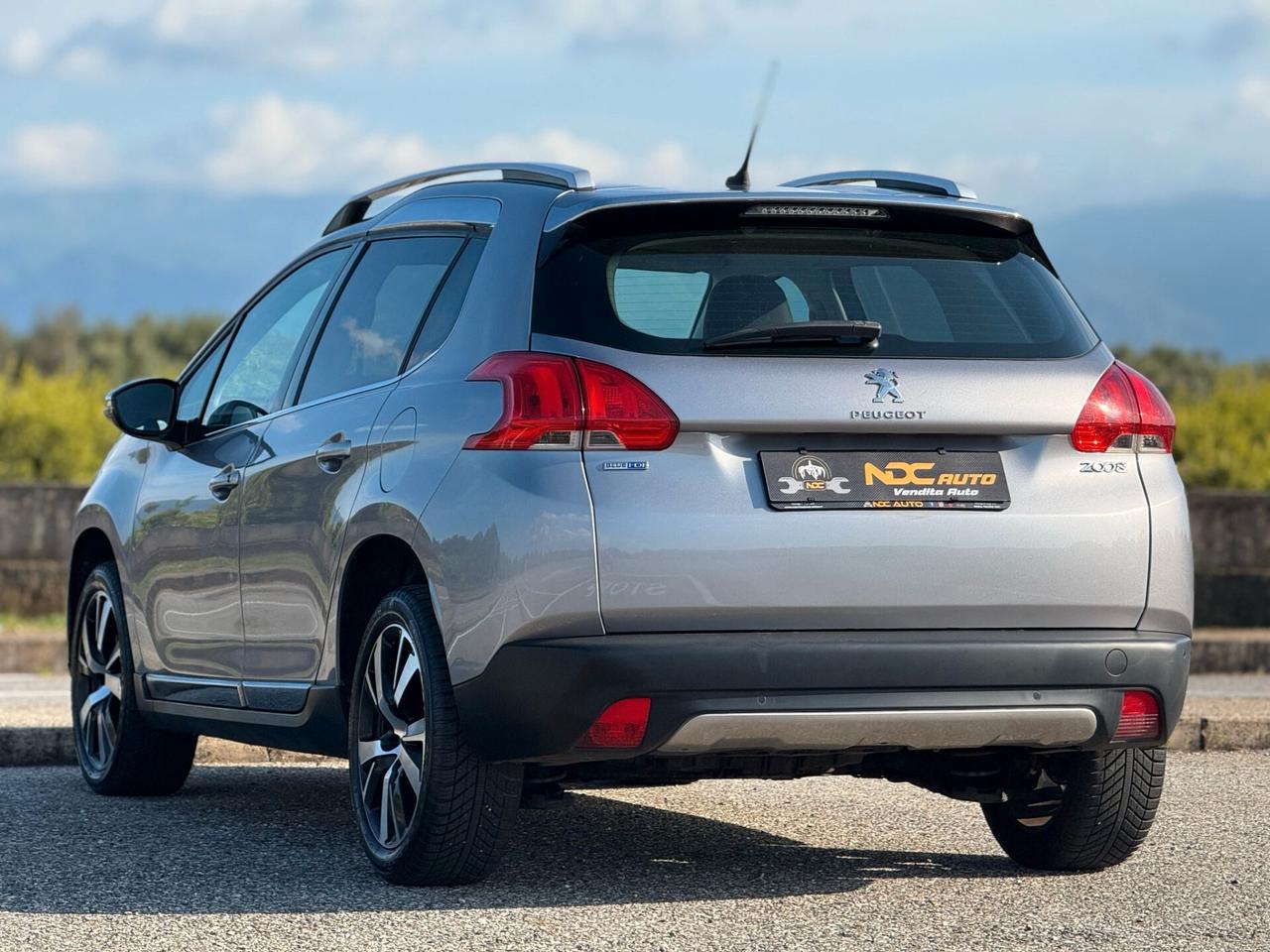 Peugeot 2008 BlueHDi 100 Black Matt