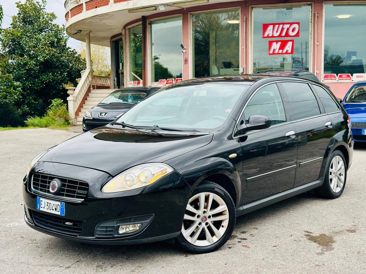 Fiat Croma 2,2 benzina/GPL SCADE 2033 CAMBIO AUTOMATICO ! ! !